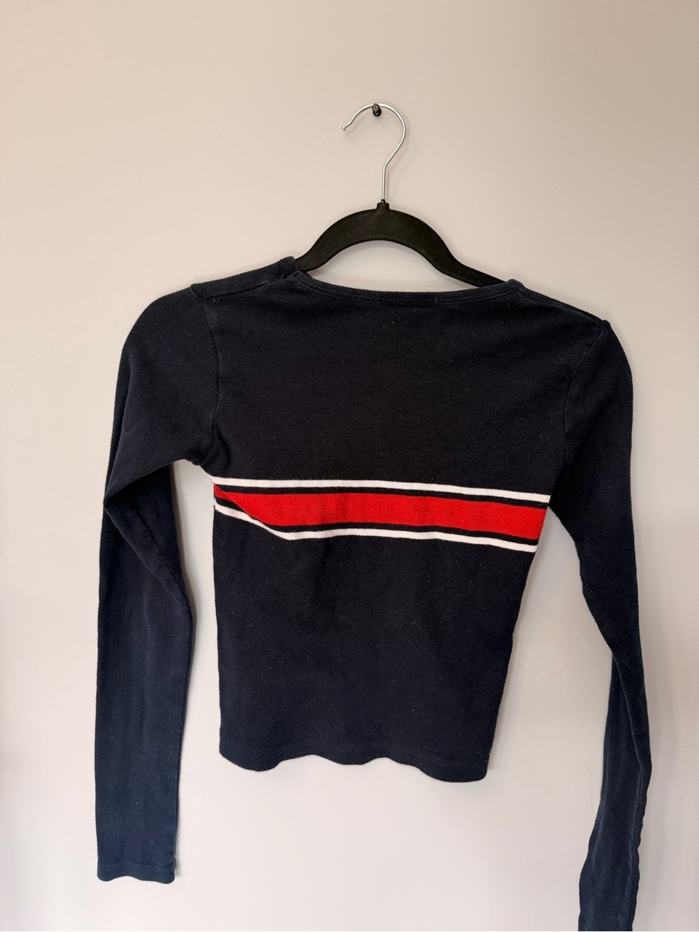 Brandy Melville Sweater - Picture 2 of 3